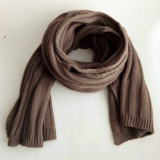 Dámsky pletený šál - hnedý 