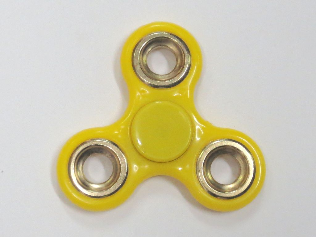 Fidget spinner žltý