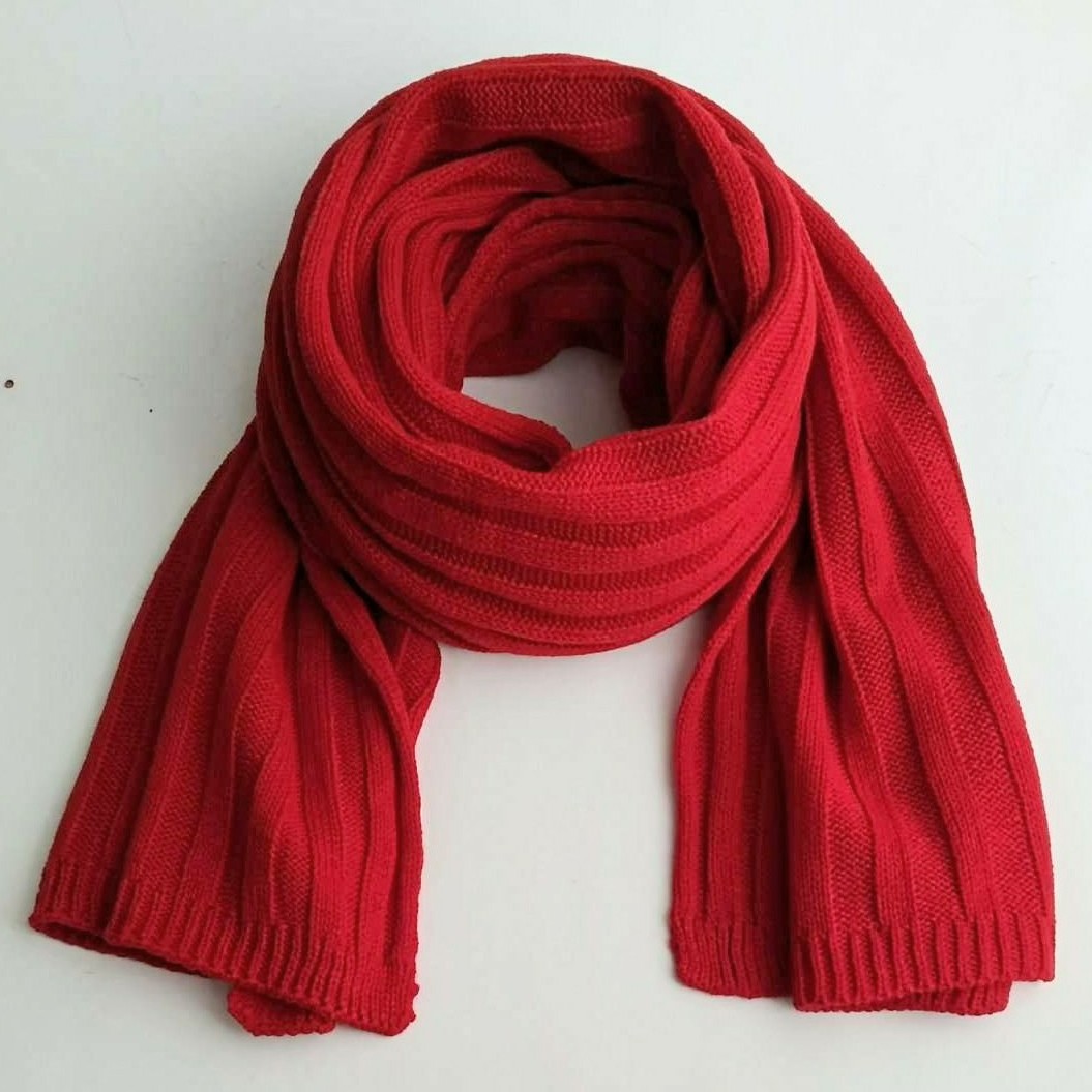 Dámsky pletený šál - červený 