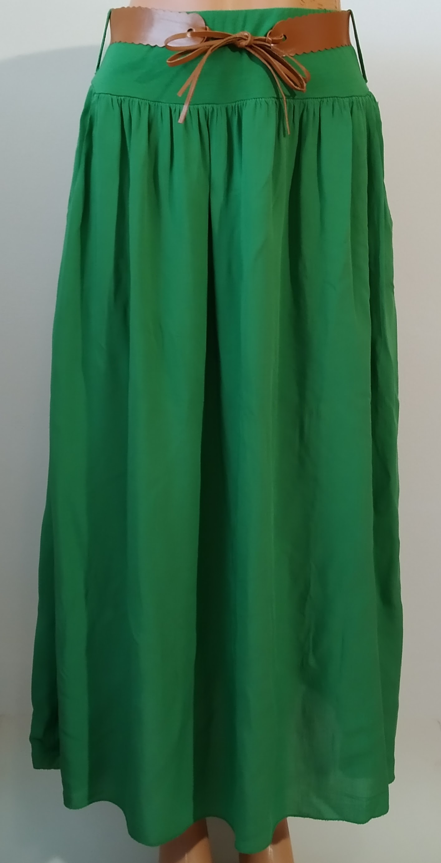 Dlhá letná sukňa s vreckami- zelená 