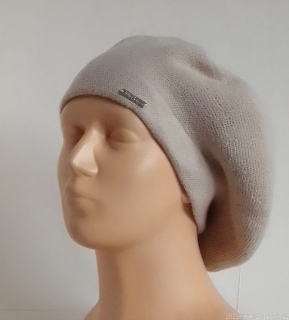 Dámska pletená baretka - béžová 