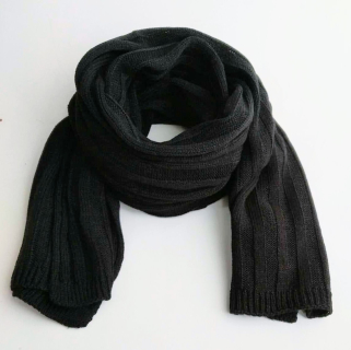 Dámsky pletený šál - čierny 